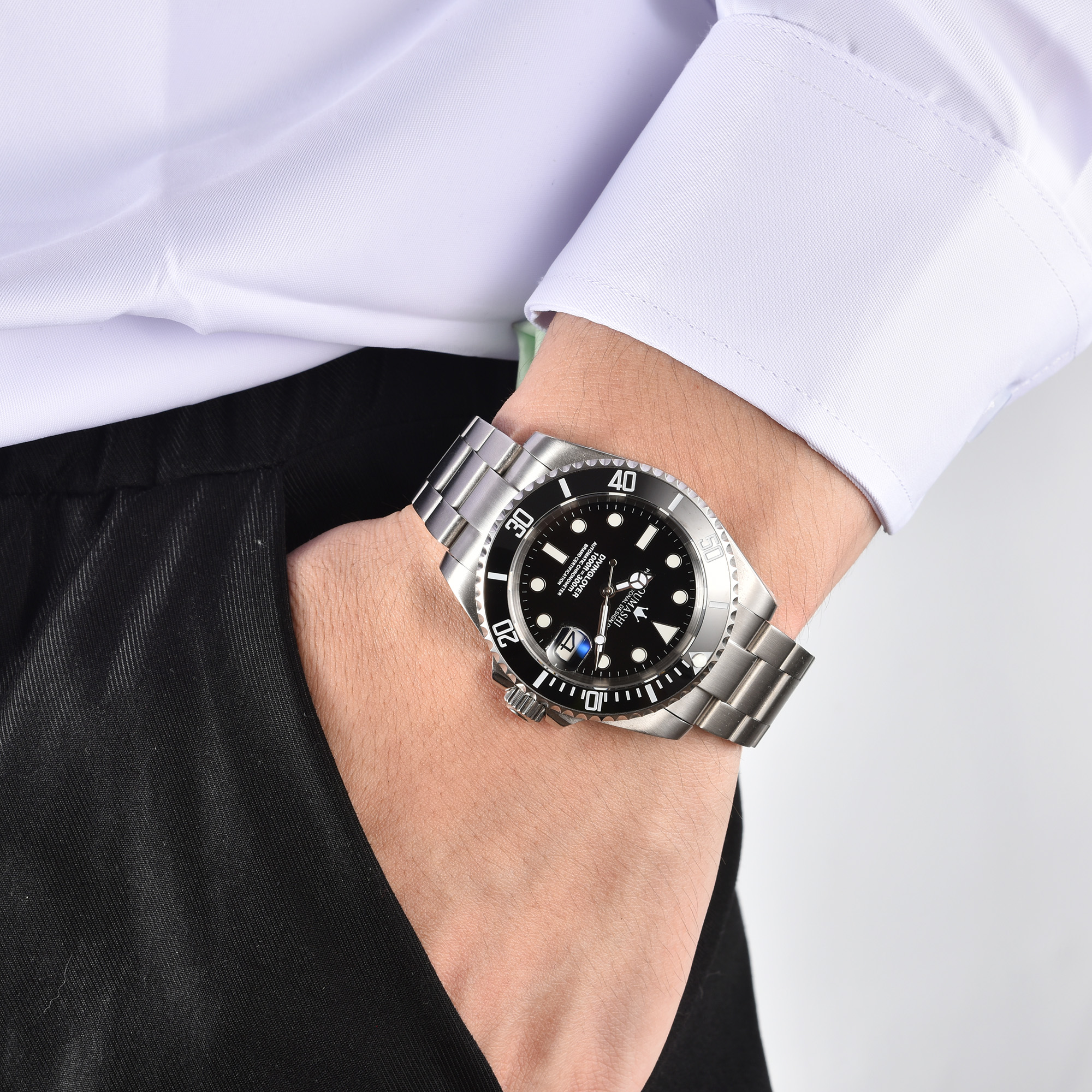 40mm watch Automatic mechanica - Stainless Bracelet Diver 리뷰 및 가격