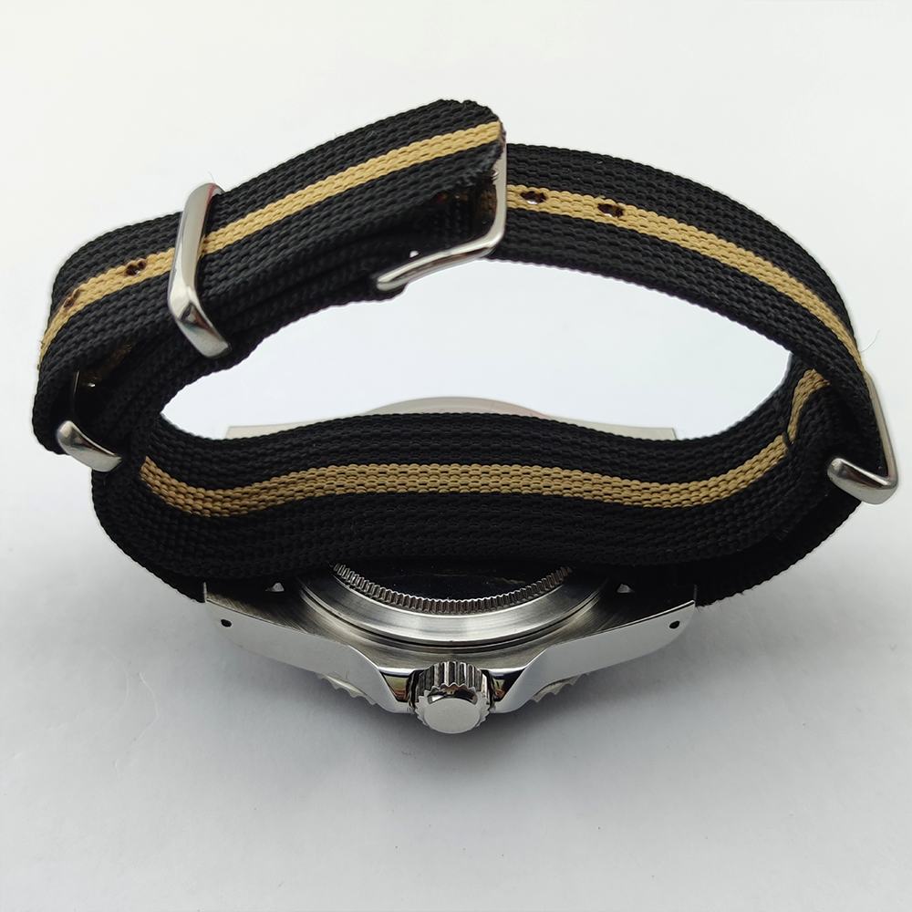 Vintage Diver Automatic Watch  - Tropic Strap Vintage 리뷰 및 가격