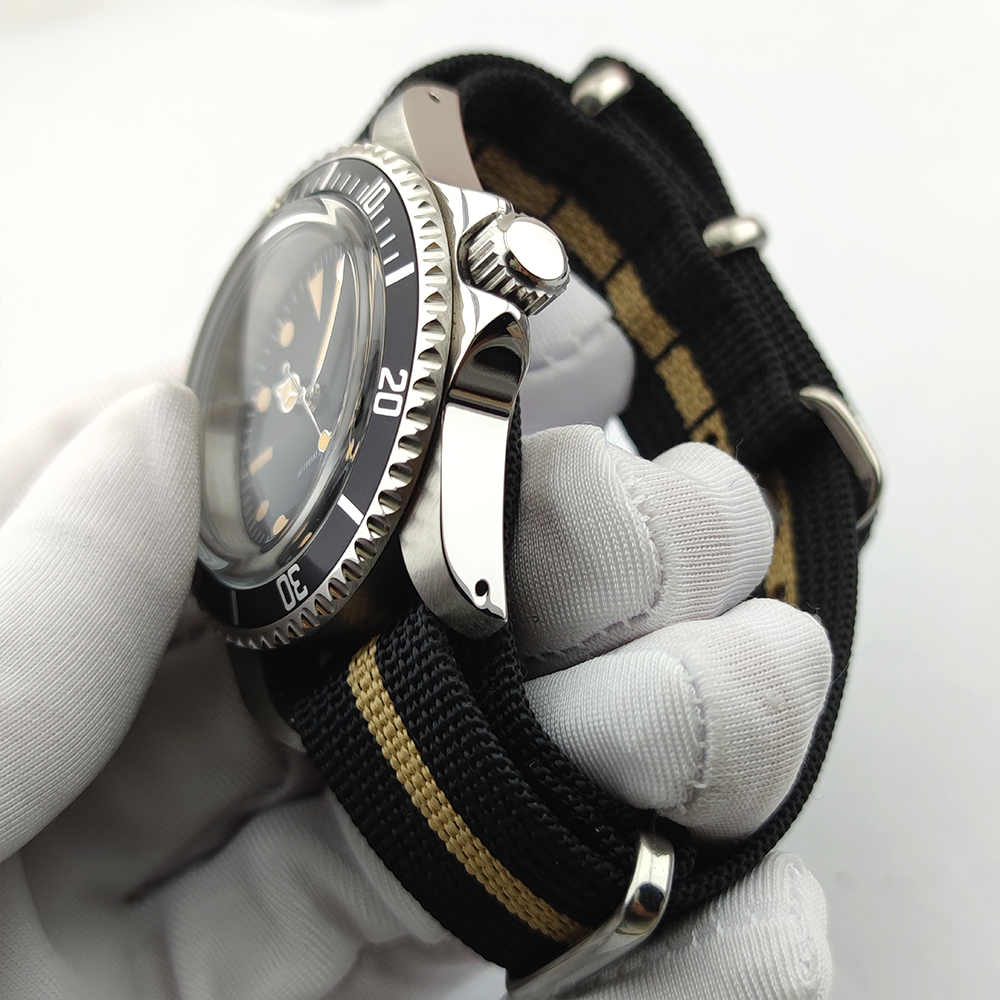 Vintage Diver Automatic Watch  - Tropic Strap Vintage 리뷰 및 가격