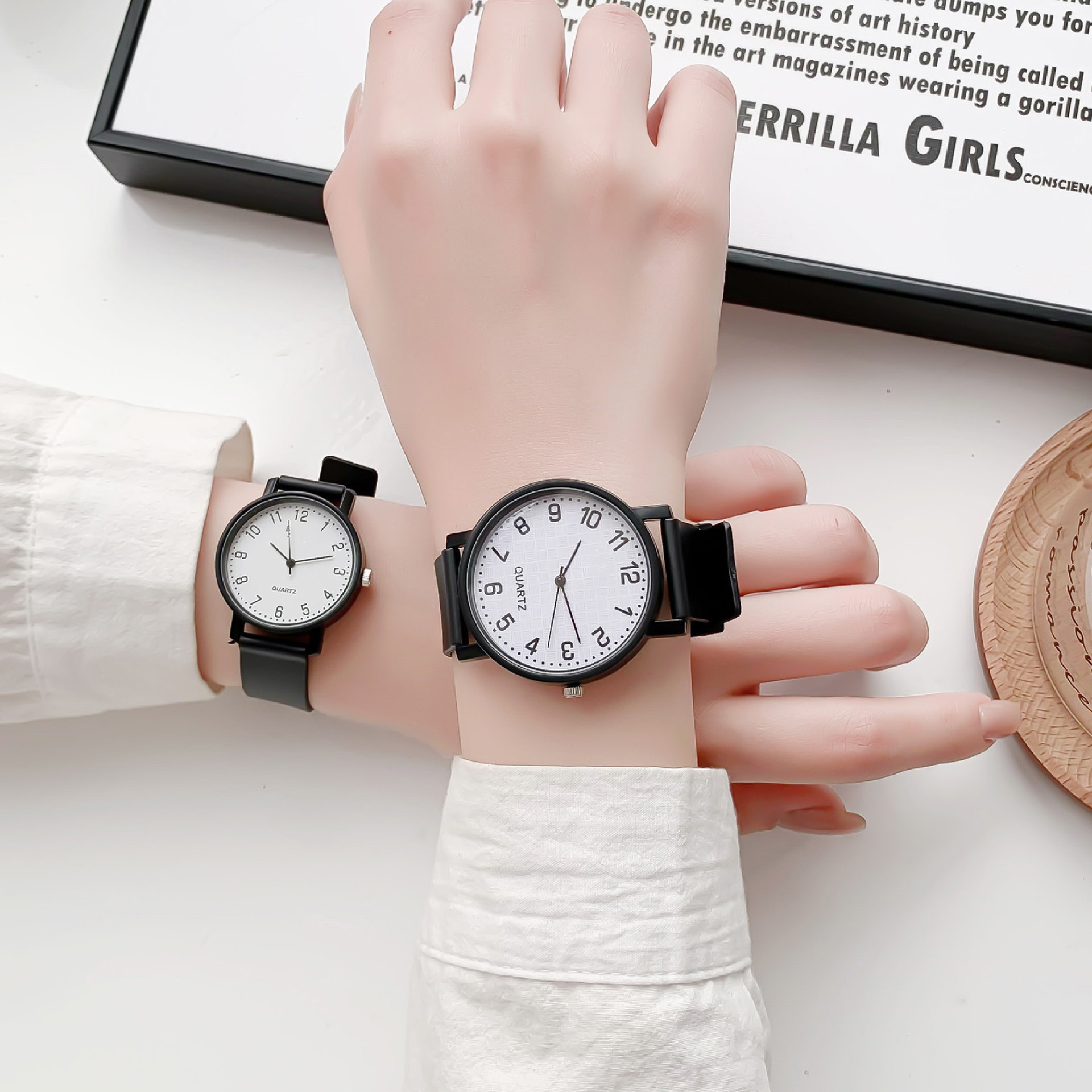 Simple Black Watch Quartz Watc - Silicone Band Women 리뷰 및 가격